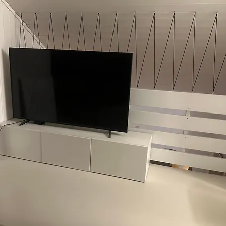 빌라 Koselig Ved Flyplass, Buss Og Natur